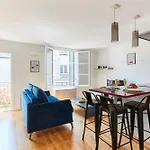 Latin Quarter - 1Br With Balcony - Cityapartmentstay
